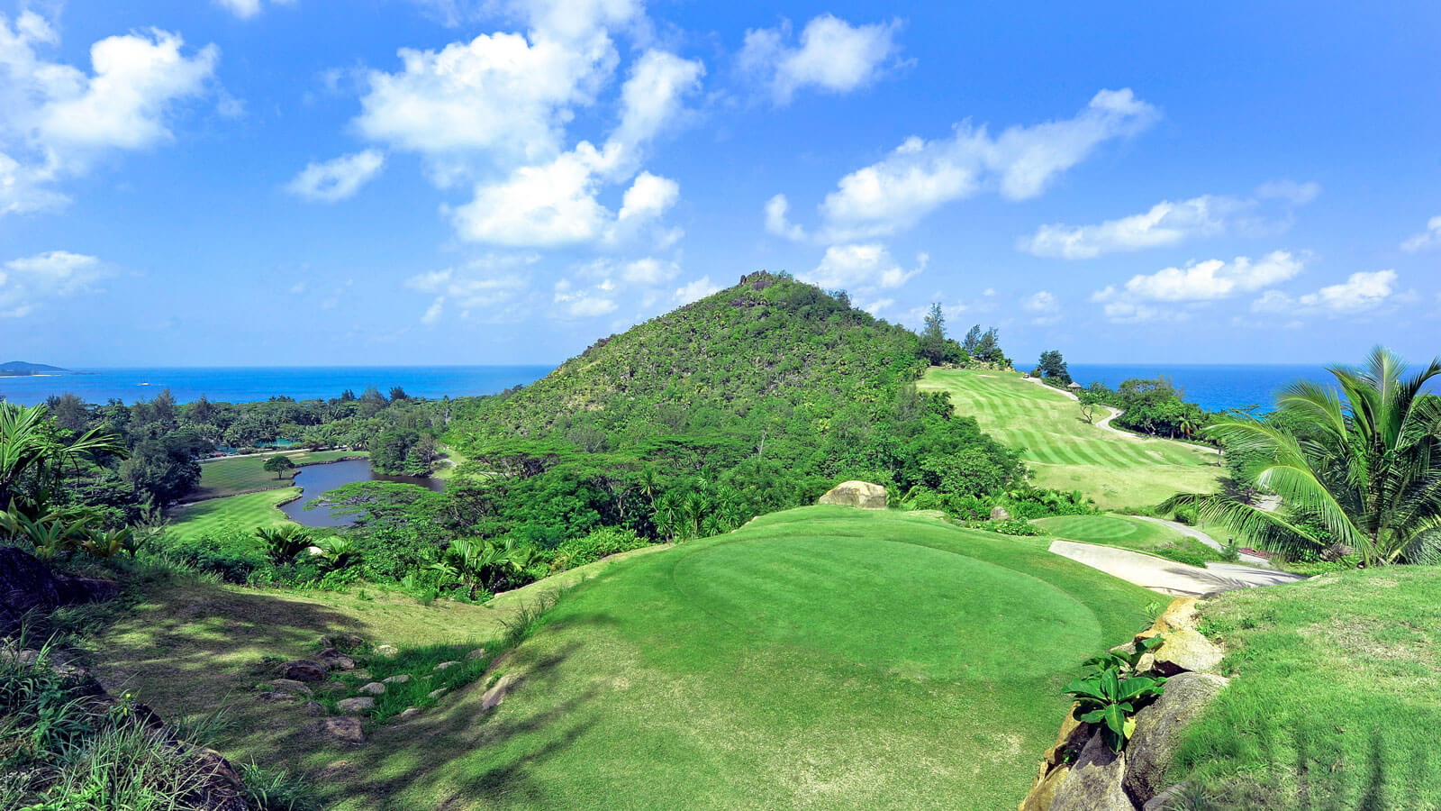 3-lémuria-golf-course-seychelles-1